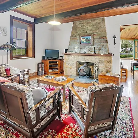 Blackwood Park Cottages Mole Creek Exterior photo